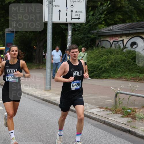 29.06.2025 - hella hamburg halbmarathon Yannick Fuchs http://msf.ph/oto/8202418 29.06.2025 10:32:08 20KM 1290, 1505, 2196, 2404, 2767, 3790, 5042, 5791, 5923, 6047, 6458, 9017, 9914, 10190, 10451, 11106, 11423, 12739, 12900, 13141, 13148, 13372, 13854, 14387, 15178, 15410, 16992, 17125, 17137, 18103, 18159, 18216, 18357, 18986 meine-sportfotos.de