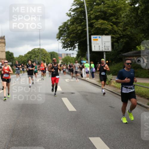 29.06.2025 - hella hamburg halbmarathon Yannick Fuchs http://msf.ph/oto/8202424 29.06.2025 10:44:47 20KM 1119, 1461, 1466, 1507, 1750, 1817, 2207, 2880, 3654, 4077, 4346, 4816, 5018, 5115, 6027, 6662, 6712, 6795, 7052, 7134, 7176, 7397, 7583, 7930, 7932, 8117, 8572, 8704, 8819, 9057, 11214, 11356, 11607, 12016, 12624, 12949, 13008, 13687, 13701, 13875, 14034, 14125, 14257, 14626, 15362, 15395, 15720, 15803, 15950, 16285, 16291, 16716, 17179, 17221, 17384, 18006, 18066, 18370, 18394, 18489, 18811 meine-sportfotos.de