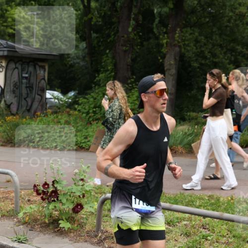 29.06.2025 - hella hamburg halbmarathon Yannick Fuchs http://msf.ph/oto/8202554 29.06.2025 10:32:08 20KM 1290, 1505, 2196, 2404, 2767, 3790, 5042, 5791, 5923, 6047, 6458, 9017, 9914, 10190, 10451, 11106, 11423, 12739, 12900, 13141, 13148, 13372, 13854, 14387, 15178, 15410, 16992, 17125, 17137, 18103, 18159, 18216, 18357, 18986 meine-sportfotos.de