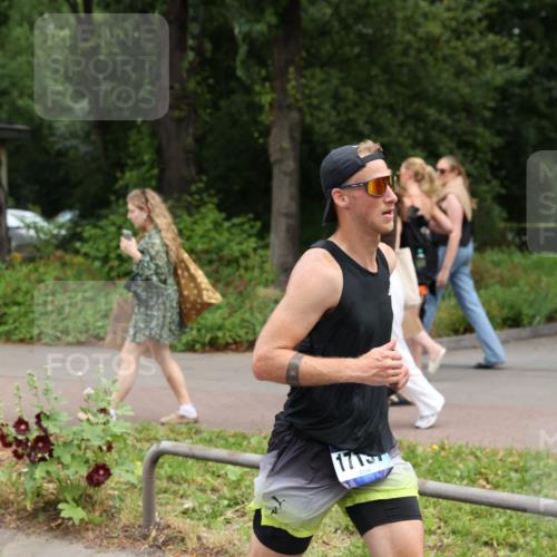 29.06.2025 - hella hamburg halbmarathon Yannick Fuchs http://msf.ph/oto/8202611 29.06.2025 10:32:08 20KM 1290, 1505, 2196, 2404, 2767, 3790, 5042, 5791, 5923, 6047, 6458, 9017, 9914, 10190, 10451, 11106, 11423, 12739, 12900, 13141, 13148, 13372, 13854, 14387, 15178, 15410, 16992, 17125, 17137, 18103, 18159, 18216, 18357, 18986 meine-sportfotos.de