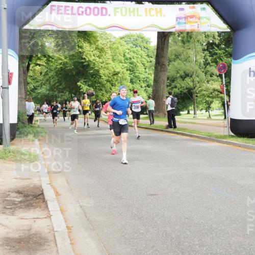 29.06.2025 - hella hamburg halbmarathon MichiJ http://msf.ph/oto/8202616 29.06.2025 10:21:50 Zwischen KM18-KM19 1407, 2746, 3935, 4463, 4679, 8062, 10927, 12899, 13686, 14028, 18562, 18563 meine-sportfotos.de
