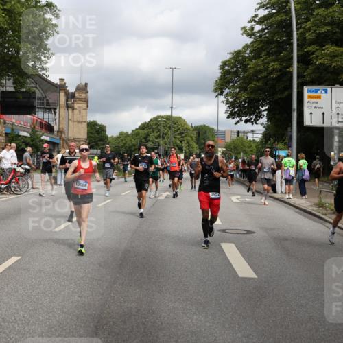 29.06.2025 - hella hamburg halbmarathon Yannick Fuchs http://msf.ph/oto/8202645 29.06.2025 10:44:47 20KM 1119, 1461, 1466, 1507, 1750, 1817, 2207, 2880, 3654, 4077, 4346, 4816, 5018, 5115, 6027, 6662, 6712, 6795, 7052, 7134, 7176, 7397, 7583, 7930, 7932, 8117, 8572, 8704, 8819, 9057, 11214, 11356, 11607, 12016, 12624, 12949, 13008, 13687, 13701, 13875, 14034, 14125, 14257, 14626, 15362, 15395, 15720, 15803, 15950, 16285, 16291, 16716, 17179, 17221, 17384, 18006, 18066, 18370, 18394, 18489, 18811 meine-sportfotos.de