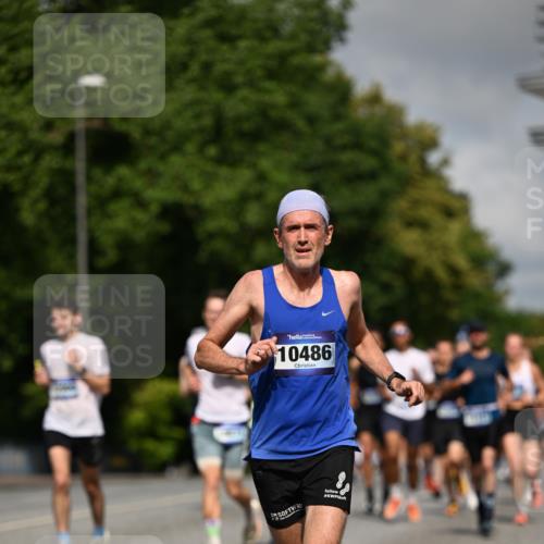 29.06.2025 - hella hamburg halbmarathon Dr. Thomas Lammeyer http://msf.ph/oto/8202722 29.06.2025 09:48:25 Kennedybrücke 1758, 2746, 3043, 3201, 4050, 5070, 5269, 5328, 5746, 6619, 6781, 7272, 8209, 8883, 9137, 9381, 10156, 10171, 10486, 11169, 11413 meine-sportfotos.de