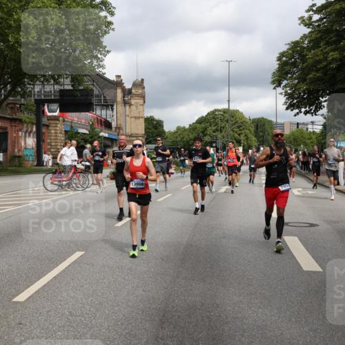 29.06.2025 - hella hamburg halbmarathon Yannick Fuchs http://msf.ph/oto/8202764 29.06.2025 10:44:48 20KM 1461, 1466, 1507, 1750, 1817, 2207, 2880, 3654, 4077, 4346, 4816, 5018, 5115, 6027, 6662, 6712, 6795, 7052, 7134, 7176, 7397, 7583, 7930, 7932, 8117, 8205, 8572, 8704, 8819, 9057, 11214, 11356, 11607, 12016, 12624, 12949, 13008, 13687, 13701, 13875, 14034, 14125, 14257, 14626, 15362, 15395, 15720, 15803, 15950, 16285, 16291, 16716, 17129, 17179, 17221, 17384, 18006, 18066, 18370, 18394, 18489, 18811 meine-sportfotos.de
