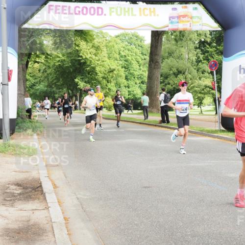 29.06.2025 - hella hamburg halbmarathon MichiJ http://msf.ph/oto/8203060 29.06.2025 10:21:52 Zwischen KM18-KM19 1407, 4463, 4679, 8062, 10927, 11150, 12899, 13686, 14028, 14276, 18562 meine-sportfotos.de
