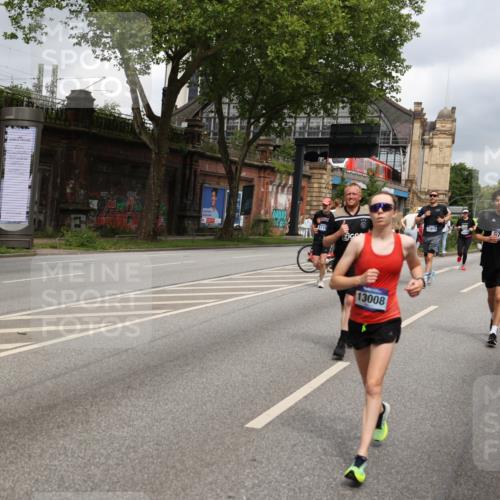 29.06.2025 - hella hamburg halbmarathon Yannick Fuchs http://msf.ph/oto/8203112 29.06.2025 10:44:49 20KM 1461, 1466, 1507, 1750, 1817, 2207, 2880, 3654, 4077, 4346, 4816, 5018, 5115, 6027, 6662, 6712, 6795, 7052, 7134, 7176, 7397, 7583, 7930, 7932, 8117, 8205, 8572, 8704, 8819, 9057, 11214, 11356, 11607, 12016, 12624, 12949, 13008, 13687, 13701, 13808, 13875, 14034, 14125, 14257, 14626, 15362, 15395, 15720, 15803, 16285, 16291, 16716, 17129, 17179, 17221, 17384, 18006, 18066, 18182, 18370, 18394, 18489 meine-sportfotos.de