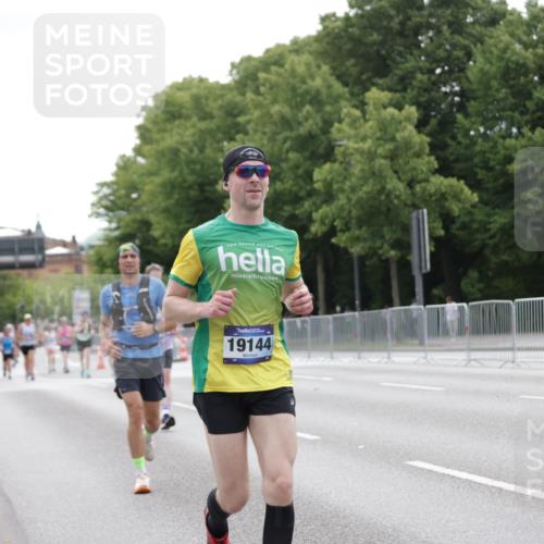 29.06.2025 - hella hamburg halbmarathon Jannik Wohlers http://msf.ph/oto/8203214 29.06.2025 10:25:40 Lombardsbrücke 5497, 6159, 6663, 8276, 8674, 10219, 11139, 11596, 11828, 11859, 12838, 12945, 12946, 14063, 14179, 14223, 14356, 14726, 17369, 19144 meine-sportfotos.de