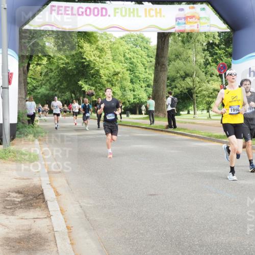 29.06.2025 - hella hamburg halbmarathon MichiJ http://msf.ph/oto/8203287 29.06.2025 10:21:55 Zwischen KM18-KM19 1707, 1990, 4463, 4679, 10927, 11150, 13686, 14276, 16425 meine-sportfotos.de
