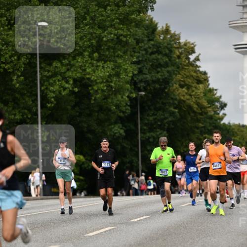 29.06.2025 - hella hamburg halbmarathon Dr. Thomas Lammeyer http://msf.ph/oto/8203343 29.06.2025 10:11:53 Kennedybrücke 1079, 1173, 1893, 1993, 2032, 2136, 3328, 3922, 3929, 5242, 5899, 6196, 6518, 6707, 6713, 6715, 7019, 7476, 7760, 9338, 9967 meine-sportfotos.de