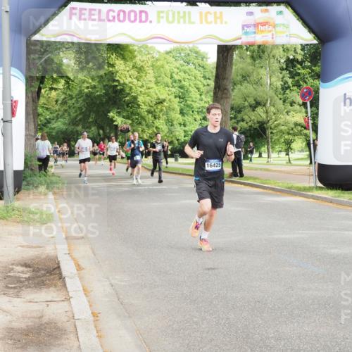 29.06.2025 - hella hamburg halbmarathon MichiJ http://msf.ph/oto/8203442 29.06.2025 10:21:56 Zwischen KM18-KM19 1707, 1990, 4679, 11150, 13686, 14276, 16425 meine-sportfotos.de