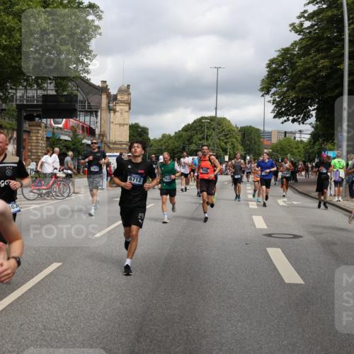 29.06.2025 - hella hamburg halbmarathon Yannick Fuchs http://msf.ph/oto/8203680 29.06.2025 10:44:50 20KM 1461, 1466, 1750, 1817, 2207, 2880, 3654, 4077, 4346, 4816, 5018, 5115, 6027, 6662, 6712, 6795, 7052, 7134, 7397, 7583, 7930, 7932, 8117, 8205, 8572, 8704, 8819, 9057, 11214, 11356, 12016, 12624, 12949, 13008, 13687, 13701, 13808, 13875, 14034, 14125, 14257, 14626, 15362, 15395, 15720, 16285, 16291, 16716, 17129, 17179, 17221, 17384, 18006, 18182, 18370, 18394, 18413, 18489 meine-sportfotos.de