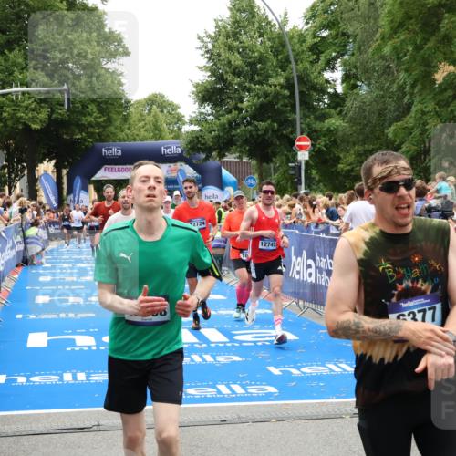 29.06.2025 - hella hamburg halbmarathon Zöllner http://msf.ph/oto/8203748 29.06.2025 10:48:09 Ziel 1086, 1914, 4324, 4601, 4711, 6377, 9544, 9626, 9638, 12706, 12724, 12747, 12808, 13570, 14192, 15973, 16094, 16149, 16269 meine-sportfotos.de