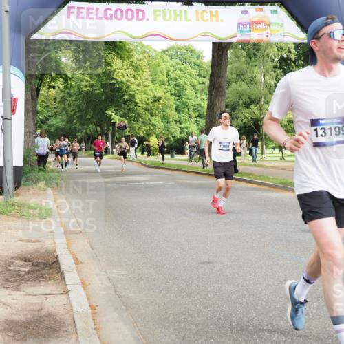 29.06.2025 - hella hamburg halbmarathon MichiJ http://msf.ph/oto/8203864 29.06.2025 10:22:02 Zwischen KM18-KM19 1707, 1990, 13199, 13961, 16425, 16619, 17056 meine-sportfotos.de