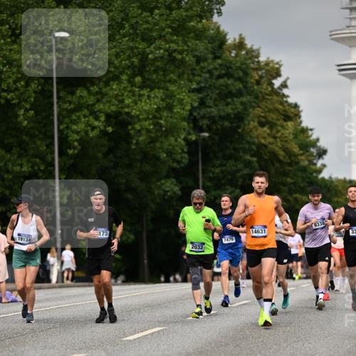 29.06.2025 - hella hamburg halbmarathon Dr. Thomas Lammeyer http://msf.ph/oto/8203923 29.06.2025 10:11:54 Kennedybrücke 1079, 1173, 1427, 1893, 1993, 2032, 2136, 3328, 3922, 3929, 5242, 5899, 6196, 6518, 6707, 6713, 6715, 7019, 7476, 7760, 9338, 9967 meine-sportfotos.de