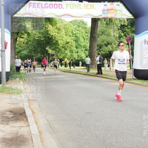29.06.2025 - hella hamburg halbmarathon MichiJ http://msf.ph/oto/8203939 29.06.2025 10:22:03 Zwischen KM18-KM19 13199, 13961, 16619, 17056 meine-sportfotos.de