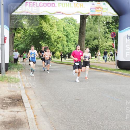 29.06.2025 - hella hamburg halbmarathon MichiJ http://msf.ph/oto/8203982 29.06.2025 10:22:07 Zwischen KM18-KM19 4749, 13199, 13961, 15887, 16619, 17056 meine-sportfotos.de