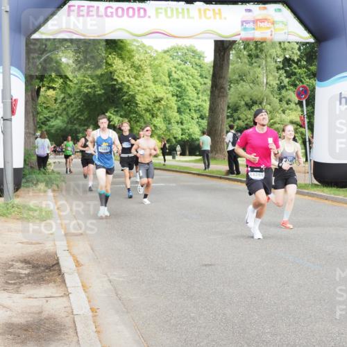 29.06.2025 - hella hamburg halbmarathon MichiJ http://msf.ph/oto/8204051 29.06.2025 10:22:08 Zwischen KM18-KM19 4749, 13199, 13961, 14289, 15887, 17056 meine-sportfotos.de