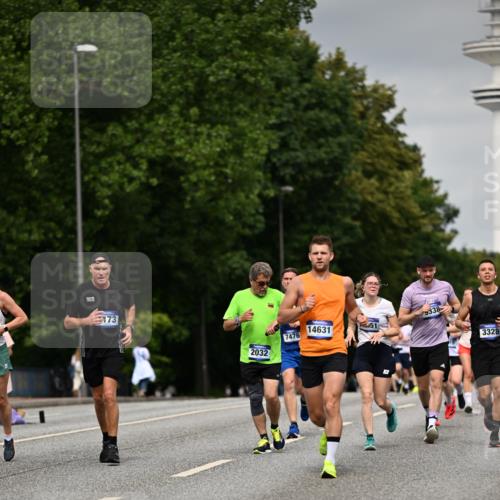 29.06.2025 - hella hamburg halbmarathon Dr. Thomas Lammeyer http://msf.ph/oto/8204193 29.06.2025 10:11:55 Kennedybrücke 1079, 1173, 1427, 1893, 2032, 2136, 3328, 3922, 3929, 4228, 5242, 5899, 6196, 6707, 6713, 6715, 7019, 7476, 7760, 9338, 9967 meine-sportfotos.de