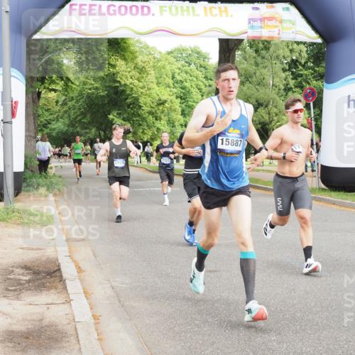 29.06.2025 - hella hamburg halbmarathon MichiJ http://msf.ph/oto/8204227 29.06.2025 10:22:10 Zwischen KM18-KM19 4749, 11929, 13961, 14289, 15887, 17056, 17117, 17175 meine-sportfotos.de