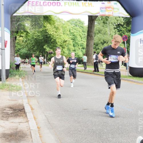 29.06.2025 - hella hamburg halbmarathon MichiJ http://msf.ph/oto/8204283 29.06.2025 10:22:11 Zwischen KM18-KM19 4749, 7723, 11929, 14289, 15887, 17117, 17175 meine-sportfotos.de