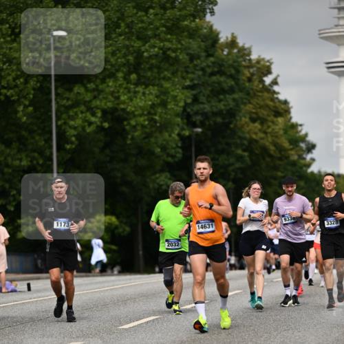 29.06.2025 - hella hamburg halbmarathon Dr. Thomas Lammeyer http://msf.ph/oto/8204295 29.06.2025 10:11:56 Kennedybrücke 1079, 1173, 1427, 1893, 2032, 2136, 3328, 3922, 3929, 4228, 5899, 6196, 6715, 7019, 7476, 7760, 9338, 9967 meine-sportfotos.de