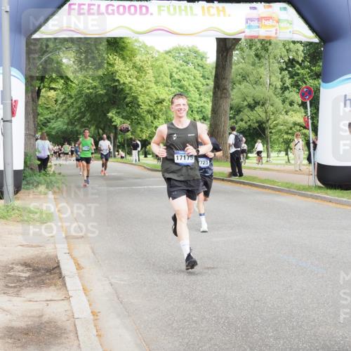29.06.2025 - hella hamburg halbmarathon MichiJ http://msf.ph/oto/8204368 29.06.2025 10:22:11 Zwischen KM18-KM19 4749, 7723, 11929, 14289, 15887, 17117, 17175 meine-sportfotos.de