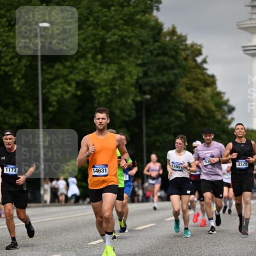 29.06.2025 - hella hamburg halbmarathon Dr. Thomas Lammeyer http://msf.ph/oto/8204482 29.06.2025 10:11:57 Kennedybrücke 1079, 1173, 1427, 1893, 2032, 2136, 3328, 3922, 3929, 4228, 5899, 6196, 7019, 7476, 7760, 9338, 9967 meine-sportfotos.de