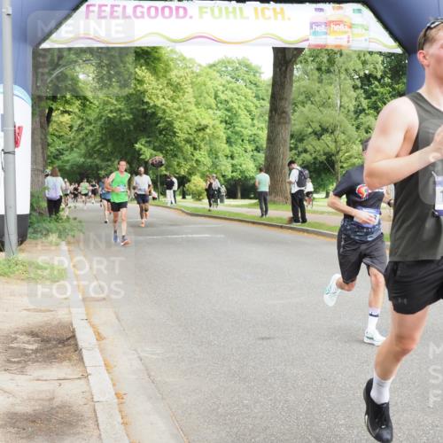 29.06.2025 - hella hamburg halbmarathon MichiJ http://msf.ph/oto/8204491 29.06.2025 10:22:13 Zwischen KM18-KM19 4749, 7723, 11929, 14289, 15887, 17117, 17175 meine-sportfotos.de