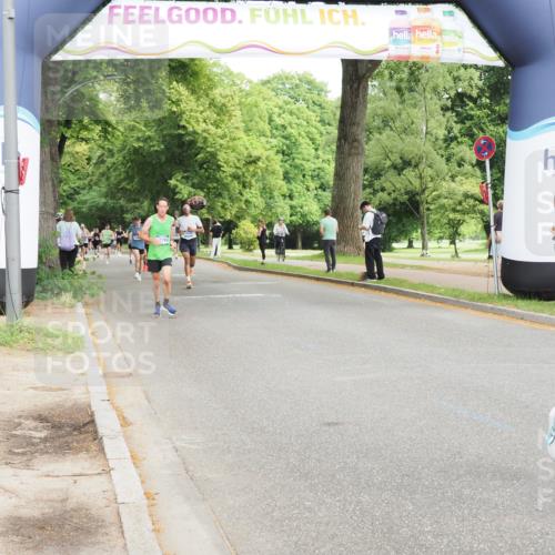 29.06.2025 - hella hamburg halbmarathon MichiJ http://msf.ph/oto/8204556 29.06.2025 10:22:13 Zwischen KM18-KM19 4749, 7723, 11929, 14289, 15887, 17117, 17175 meine-sportfotos.de