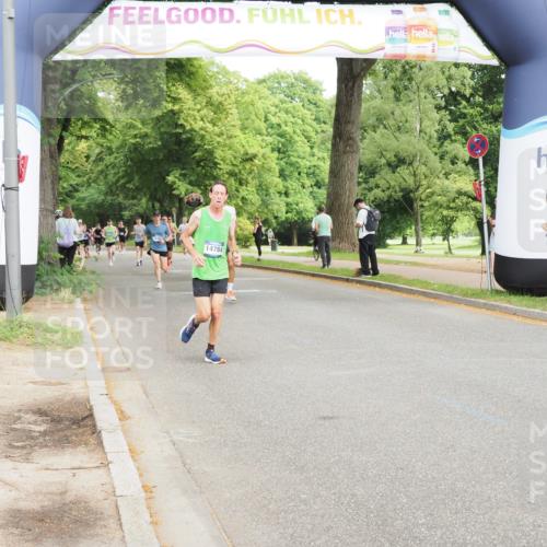 29.06.2025 - hella hamburg halbmarathon MichiJ http://msf.ph/oto/8204701 29.06.2025 10:22:15 Zwischen KM18-KM19 4749, 7723, 11929, 12595, 14289, 14784, 15887, 17117, 17175 meine-sportfotos.de