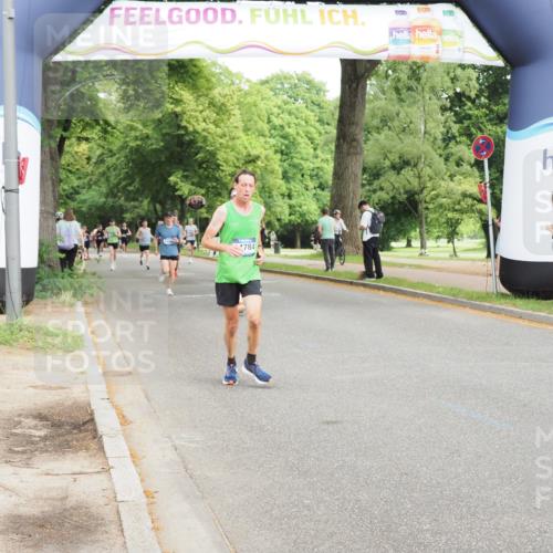 29.06.2025 - hella hamburg halbmarathon MichiJ http://msf.ph/oto/8204717 29.06.2025 10:22:15 Zwischen KM18-KM19 4749, 7723, 11929, 12595, 14289, 14784, 15887, 17117, 17175 meine-sportfotos.de