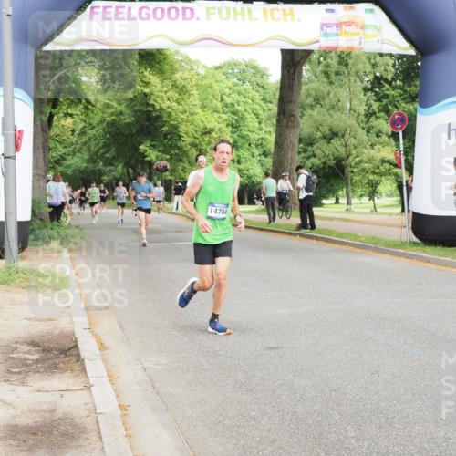 29.06.2025 - hella hamburg halbmarathon MichiJ http://msf.ph/oto/8204743 29.06.2025 10:22:16 Zwischen KM18-KM19 7723, 11929, 12595, 14289, 14784, 17117, 17175 meine-sportfotos.de