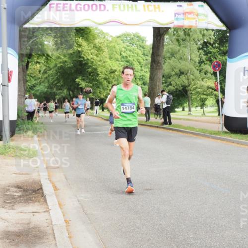 29.06.2025 - hella hamburg halbmarathon MichiJ http://msf.ph/oto/8204788 29.06.2025 10:22:16 Zwischen KM18-KM19 7723, 11929, 12595, 14289, 14784, 17117, 17175 meine-sportfotos.de