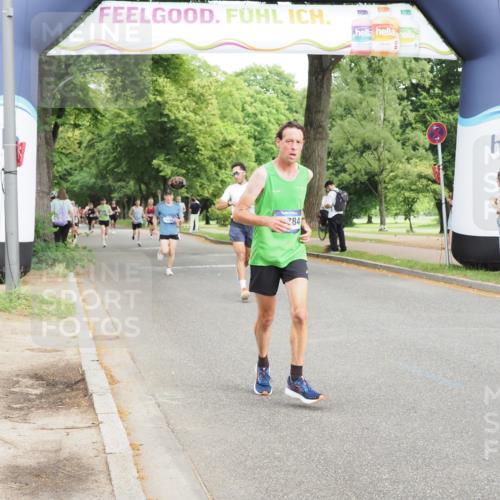29.06.2025 - hella hamburg halbmarathon MichiJ http://msf.ph/oto/8204828 29.06.2025 10:22:16 Zwischen KM18-KM19 7723, 11929, 12595, 14289, 14784, 17117, 17175 meine-sportfotos.de