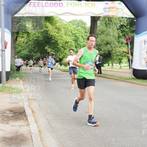 29.06.2025 - hella hamburg halbmarathon MichiJ http://msf.ph/oto/8204835 29.06.2025 10:22:16 Zwischen KM18-KM19 7723, 11929, 12595, 14289, 14784, 17117, 17175 meine-sportfotos.de