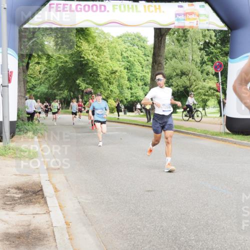 29.06.2025 - hella hamburg halbmarathon MichiJ http://msf.ph/oto/8204901 29.06.2025 10:22:17 Zwischen KM18-KM19 7723, 11929, 12595, 14784, 17117, 17175 meine-sportfotos.de