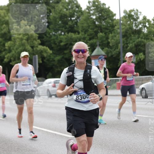 29.06.2025 - hella hamburg halbmarathon Jannik Wohlers http://msf.ph/oto/8204924 29.06.2025 10:25:53 Lombardsbrücke 1300, 3617, 4267, 4268, 4315, 6159, 7929, 8276, 8306, 8357, 8674, 8942, 11107, 12826, 12827, 14063, 14356, 14726, 17712 meine-sportfotos.de