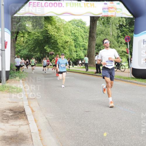 29.06.2025 - hella hamburg halbmarathon MichiJ http://msf.ph/oto/8204951 29.06.2025 10:22:17 Zwischen KM18-KM19 7723, 11929, 12595, 14784, 17117, 17175 meine-sportfotos.de