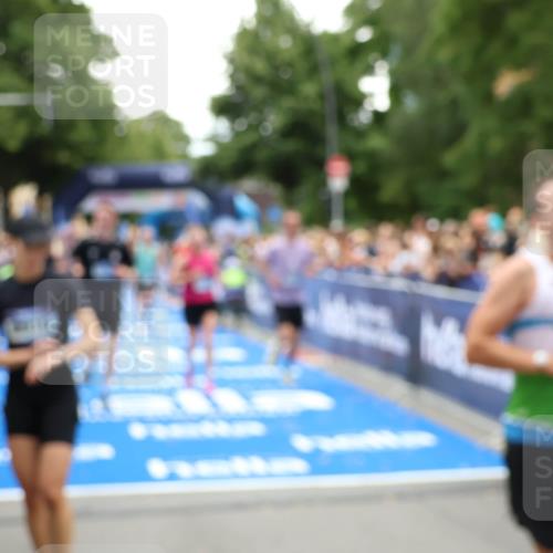 29.06.2025 - hella hamburg halbmarathon Zöllner http://msf.ph/oto/8205122 29.06.2025 10:48:25 Ziel 1537, 3747, 5129, 5362, 5528, 6081, 6923, 7367, 8216, 9262, 9770, 11467, 12549, 15735, 17745, 17982, 18790, 18923, 18963 meine-sportfotos.de