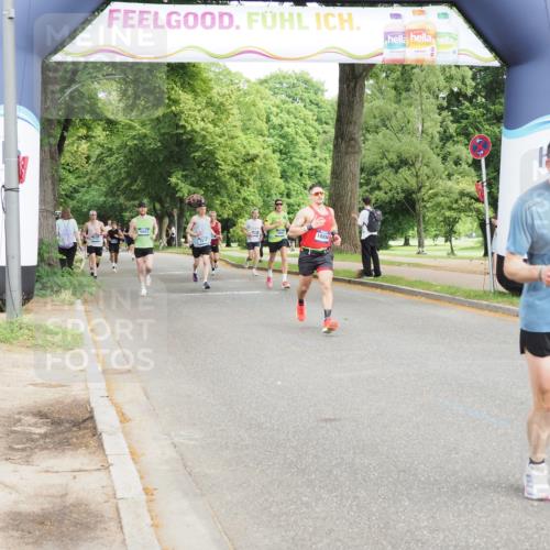 29.06.2025 - hella hamburg halbmarathon MichiJ http://msf.ph/oto/8205205 29.06.2025 10:22:20 Zwischen KM18-KM19 12595, 14466, 14784, 18854 meine-sportfotos.de