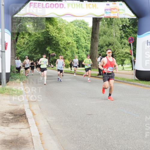29.06.2025 - hella hamburg halbmarathon MichiJ http://msf.ph/oto/8205271 29.06.2025 10:22:21 Zwischen KM18-KM19 12595, 14466, 14784, 18854 meine-sportfotos.de