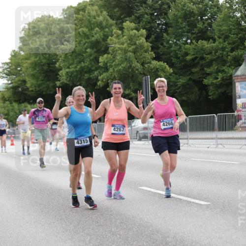 29.06.2025 - hella hamburg halbmarathon Jannik Wohlers http://msf.ph/oto/8205421 29.06.2025 10:25:55 Lombardsbrücke 1300, 3617, 4267, 4268, 4315, 4844, 6159, 6905, 7929, 8306, 8357, 8674, 8942, 11107, 12826, 12827, 13264, 14063, 14726, 14930, 17712 meine-sportfotos.de