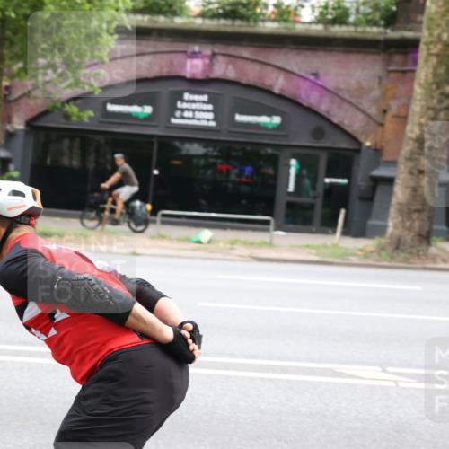 29.06.2025 - hella hamburg halbmarathon Yannick Fuchs http://msf.ph/oto/8205704 29.06.2025 09:16:56 20KM 445000 meine-sportfotos.de