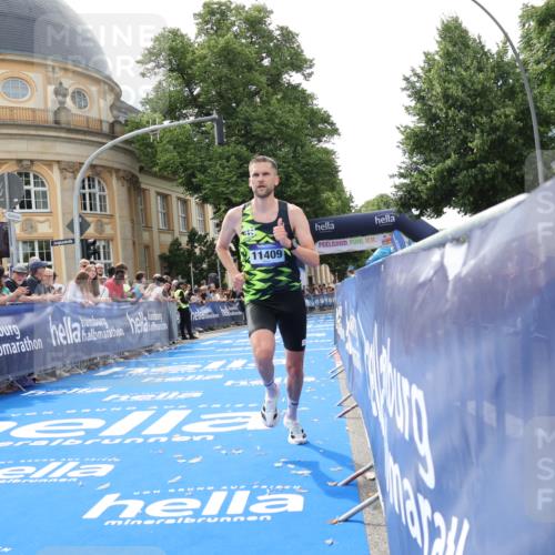 29.06.2025 - hella hamburg halbmarathon Strokosch-Dieckow http://msf.ph/oto/8205948 29.06.2025 10:16:21 Ziel 11409 meine-sportfotos.de
