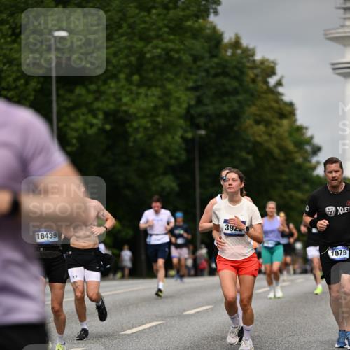 29.06.2025 - hella hamburg halbmarathon Dr. Thomas Lammeyer http://msf.ph/oto/8205949 29.06.2025 10:12:04 Kennedybrücke 1079, 1173, 1427, 1893, 2032, 2136, 3328, 3922, 3929, 4228, 5347, 5899, 6100, 7019, 7476, 7760, 9338 meine-sportfotos.de