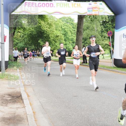 29.06.2025 - hella hamburg halbmarathon MichiJ http://msf.ph/oto/8206119 29.06.2025 10:22:29 Zwischen KM18-KM19 2879, 10453, 11745, 13618, 14908, 15326, 16881, 16931, 17151, 18679, 19059 meine-sportfotos.de