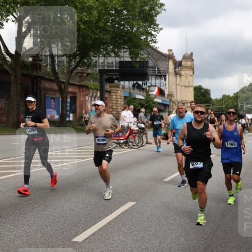 29.06.2025 - hella hamburg halbmarathon Yannick Fuchs http://msf.ph/oto/8206125 29.06.2025 10:44:54 20KM 1461, 1466, 1750, 1817, 2207, 2540, 2880, 3654, 4077, 4816, 5018, 5115, 6027, 6662, 6712, 6795, 7052, 7134, 7369, 7397, 7583, 7930, 7932, 8117, 8205, 8261, 8572, 8819, 9057, 11214, 11422, 12016, 12778, 12949, 13008, 13687, 13701, 13808, 13875, 14034, 14125, 14626, 15362, 15395, 15720, 16285, 16291, 17129, 17179, 17221, 17384, 18006, 18182, 18394, 18413, 18489 meine-sportfotos.de