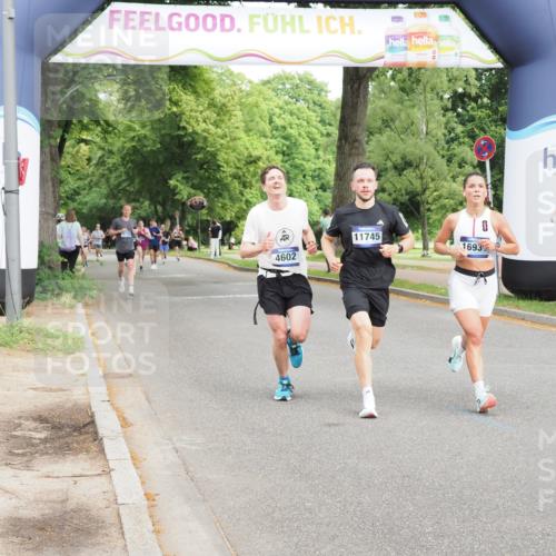 29.06.2025 - hella hamburg halbmarathon MichiJ http://msf.ph/oto/8206237 29.06.2025 10:22:30 Zwischen KM18-KM19 2879, 4602, 10453, 11745, 13618, 14908, 15326, 16881, 16931, 17151, 18679, 19059 meine-sportfotos.de