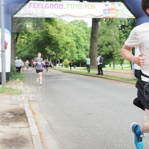 29.06.2025 - hella hamburg halbmarathon MichiJ http://msf.ph/oto/8206390 29.06.2025 10:22:32 Zwischen KM18-KM19 4602, 11745, 13618, 14908, 15326, 16931, 18679, 19059 meine-sportfotos.de