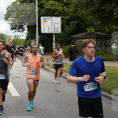 29.06.2025 - hella hamburg halbmarathon Yannick Fuchs http://msf.ph/oto/8206629 29.06.2025 10:44:55 20KM 1461, 1466, 1750, 1817, 2207, 2540, 2880, 3654, 4077, 4816, 5018, 5115, 6027, 6662, 6712, 7052, 7134, 7369, 7397, 7583, 7930, 7932, 8117, 8205, 8261, 8572, 8819, 9057, 11214, 11422, 12016, 12778, 12949, 13008, 13687, 13701, 13808, 13875, 14034, 14125, 14626, 15362, 15395, 15720, 16285, 16291, 17129, 17179, 17221, 17384, 18006, 18182, 18394, 18413, 18489 meine-sportfotos.de